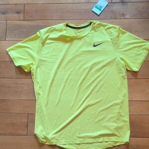 Nike Men's Bright Yellow Short Sleeve Tee